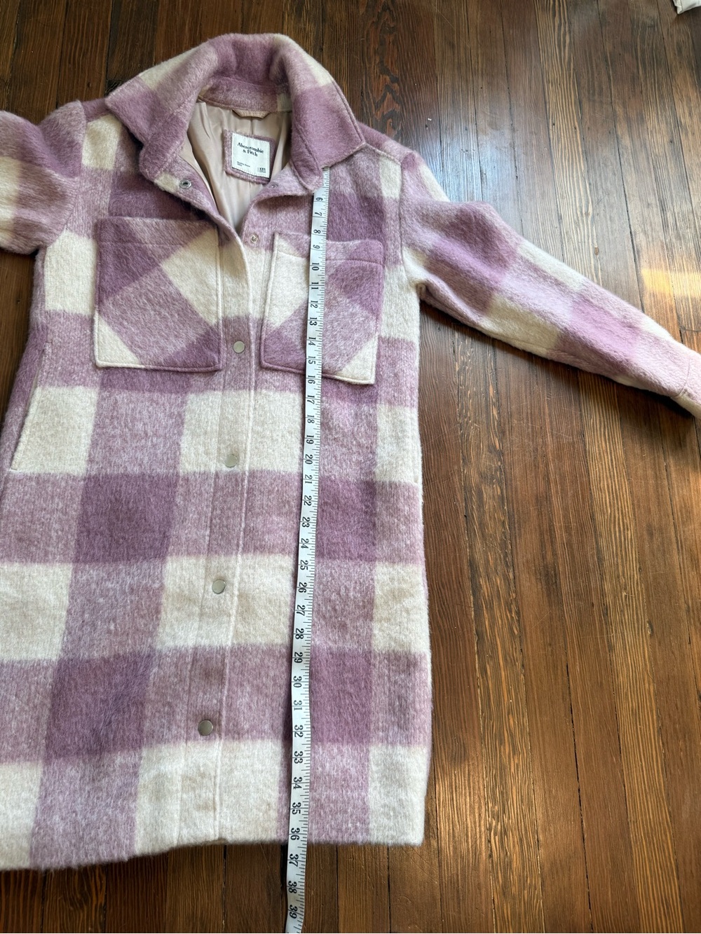 Abercrombie & Fitch Plaid Wool-Blend Pea Coat in Pink and Cream - Picture 7 of 10